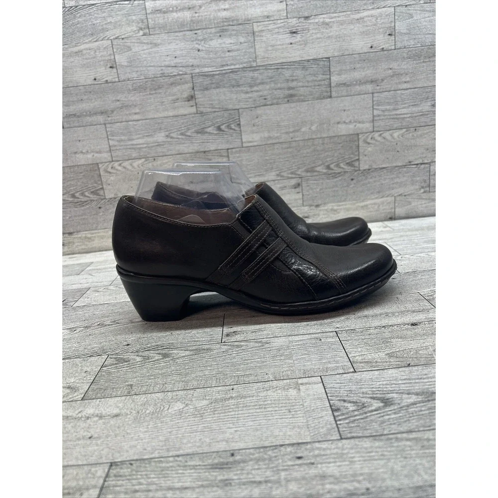 Clark's Artisan Womens Brown Leather Slip On Heels Elastic Stretch Sz 8.5M 73388